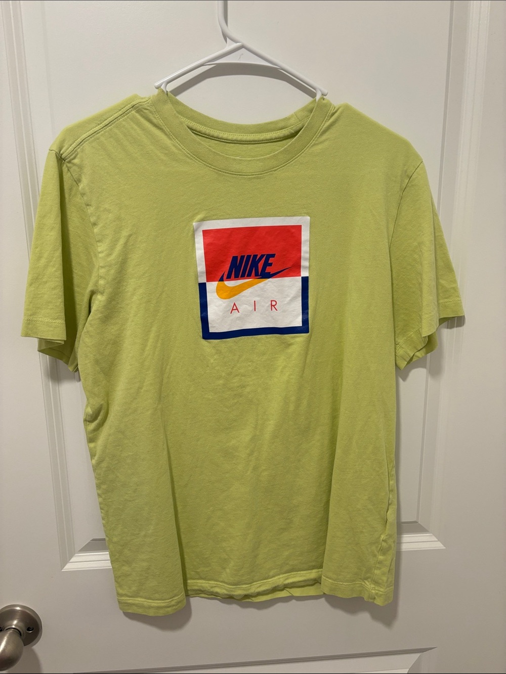 Nike Short Sleeve T-Shirt in Lime with Multicolor Logo